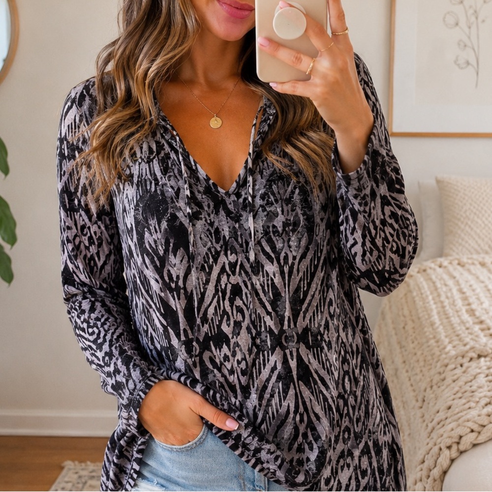 Balance collection hooded top by MARIKA sz L